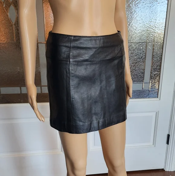 WILSONS BLACK LEATHER MINI SKIRT SZ 2 - Picture 8 of 12